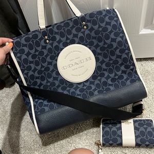 Coach purse and wallet